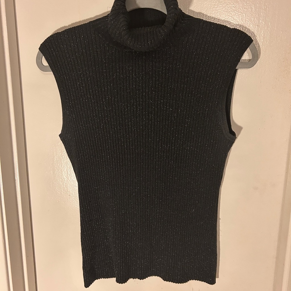Cable & Gauge Black Turtleneck 46 percent sleeveless Sweater / sparkles size M
